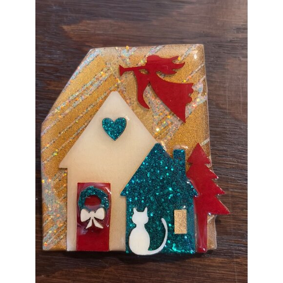 Whimsical Glitter House Pin, Cat Heart Angel Trumpet By Lucinda 2" Resin & Metal - Picture 1 of 3